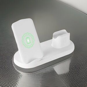 RCA Fast Wireless 3 in 1 Charger for iPhone, Apple Watch, AirPods, Type-C  New